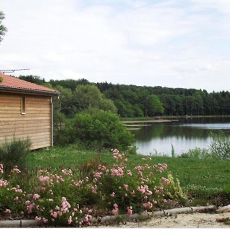 Les Chalets Du Lac Villa Passavant-la-Rochere Exterior photo