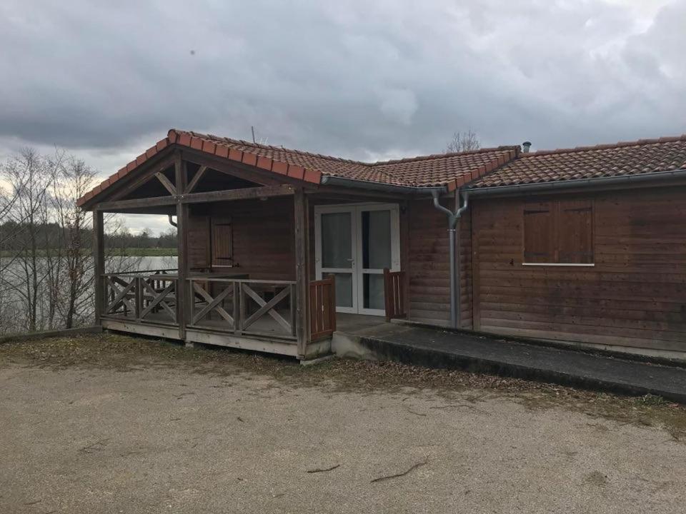 Les Chalets Du Lac Villa Passavant-la-Rochere Exterior photo